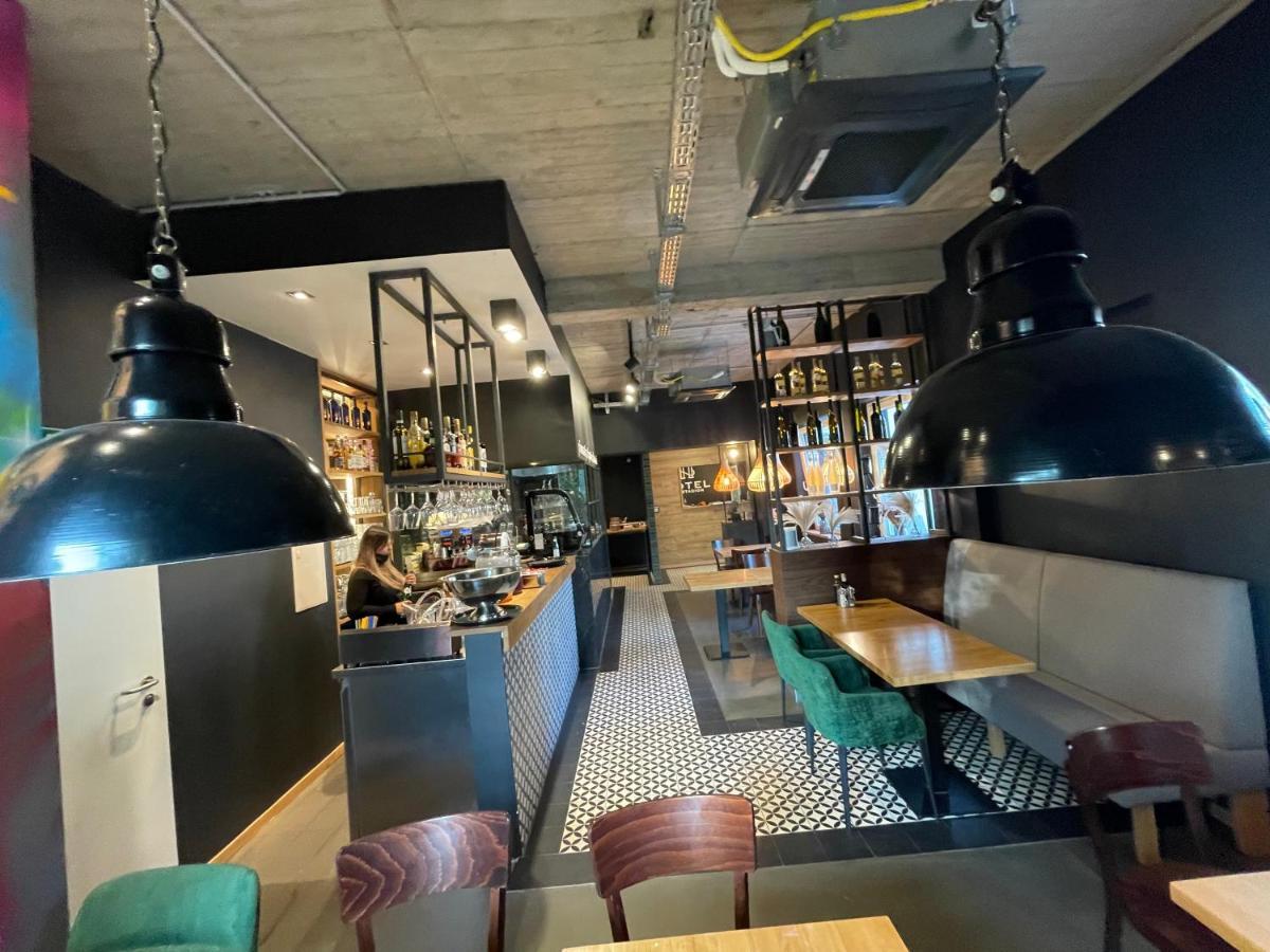 Hotel Am Stadion Vanino Cucina Italian Bielefeld Eksteriør billede
